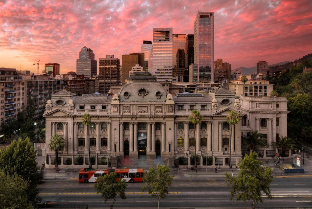 Апартаменты Depto 707 Excelente Ubicacion Metro Sta Lucia, Barrio Paris Londres Centro Сантьяго Экстерьер фото